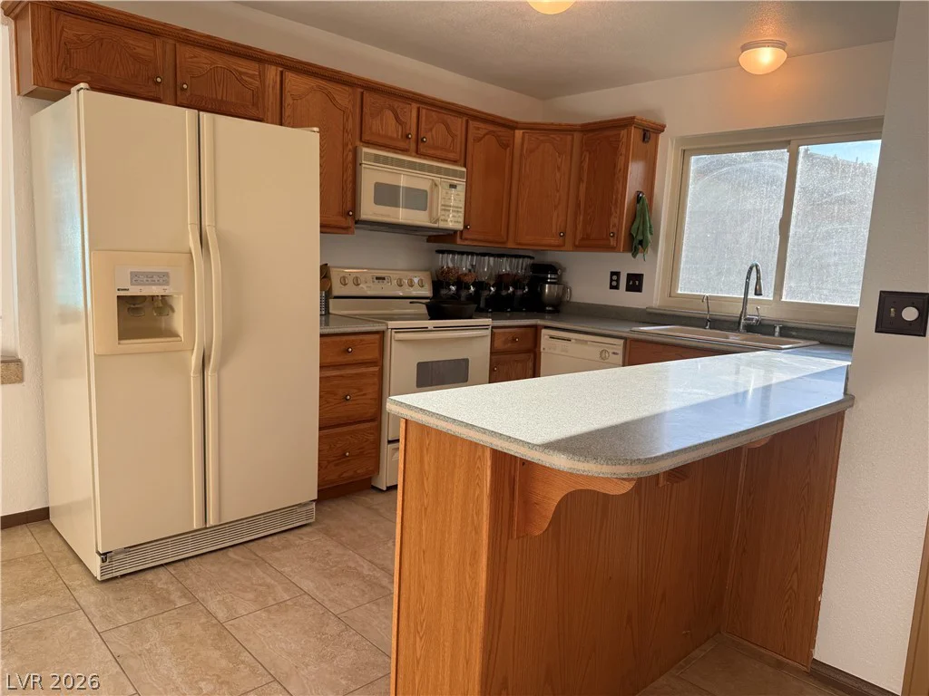5829 Halfmoon, Las Vegas, NV 89108