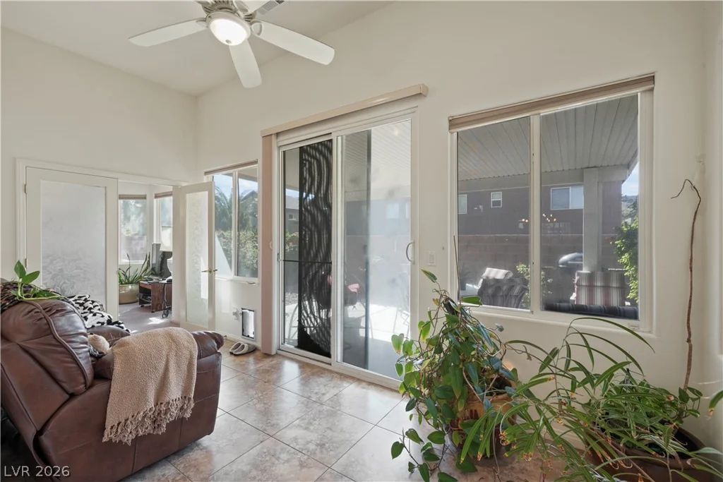 10049 Claverton, Las Vegas, NV 89148