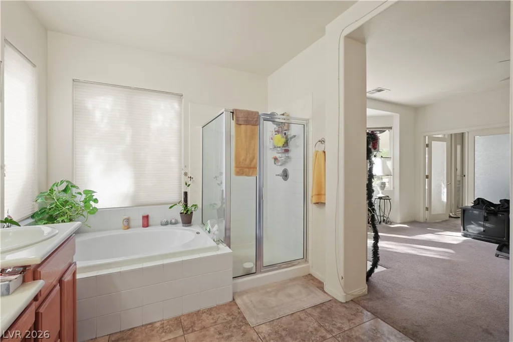 10049 Claverton, Las Vegas, NV 89148