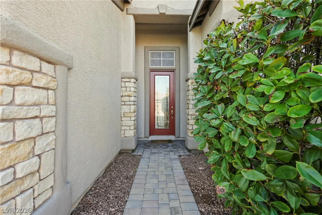 10049 Claverton, Las Vegas, NV 89148