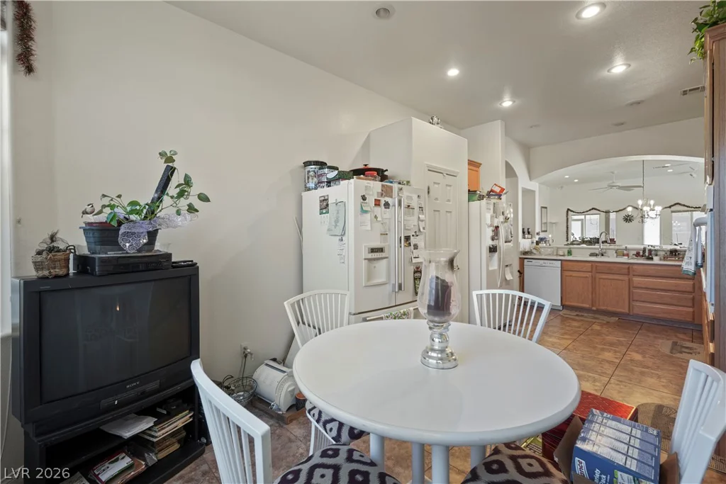 10049 Claverton, Las Vegas, NV 89148