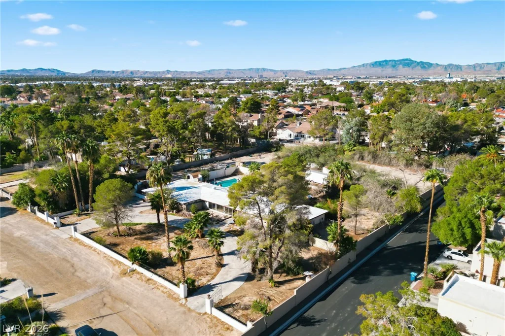 5517 Oak, Las Vegas, NV 89120