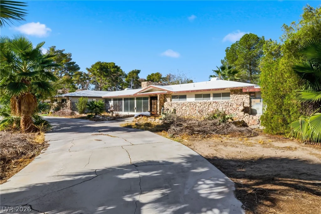 5517 Oak, Las Vegas, NV 89120