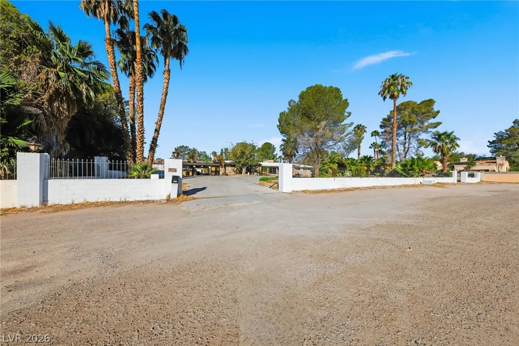 5517 Oak, Las Vegas, NV 89120