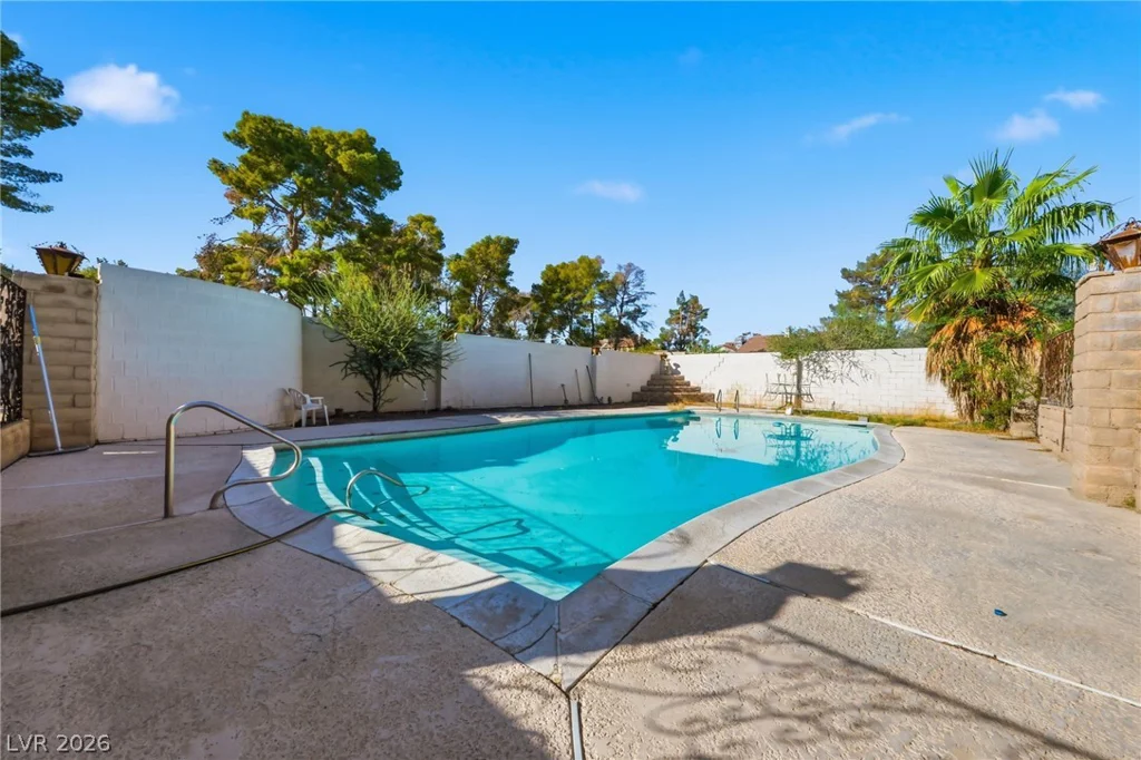 5517 Oak, Las Vegas, NV 89120