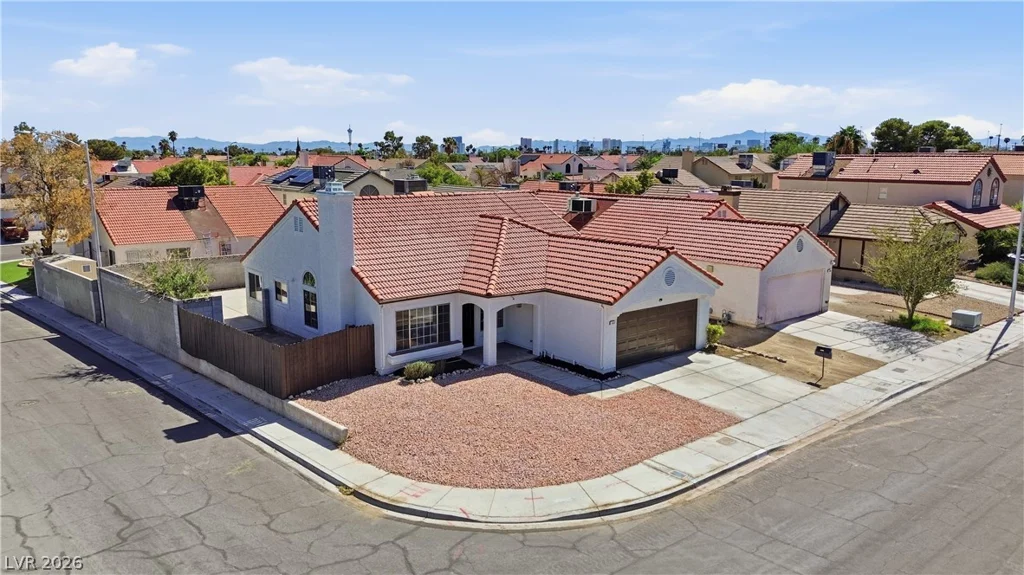 1013 Greystone, Las Vegas, NV 89108