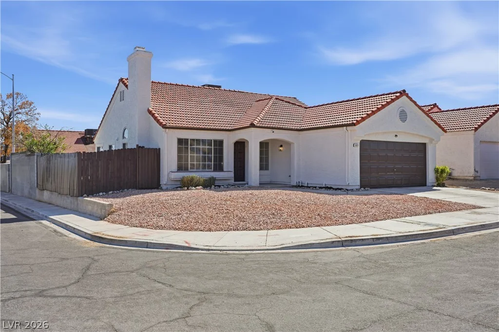 1013 Greystone, Las Vegas, NV 89108