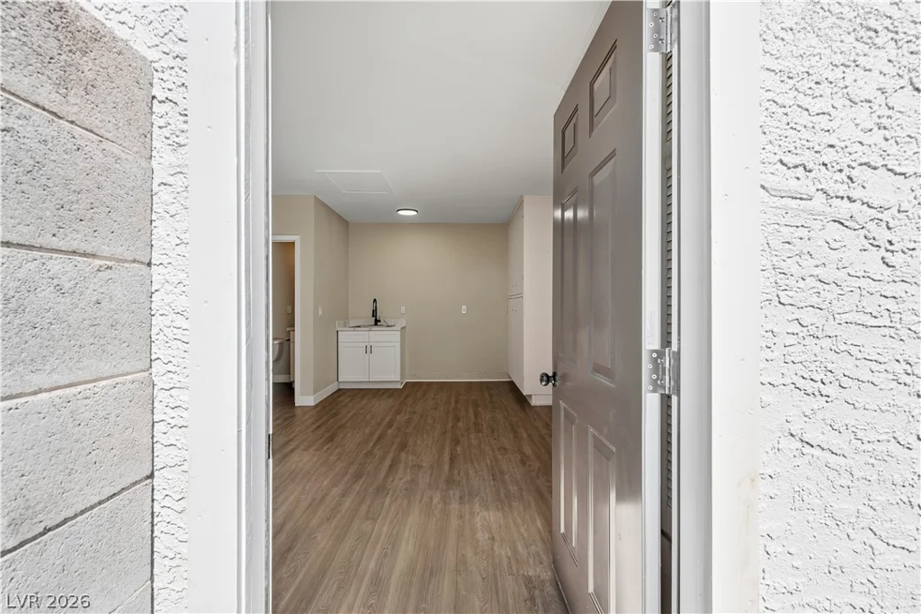 1013 Greystone, Las Vegas, NV 89108