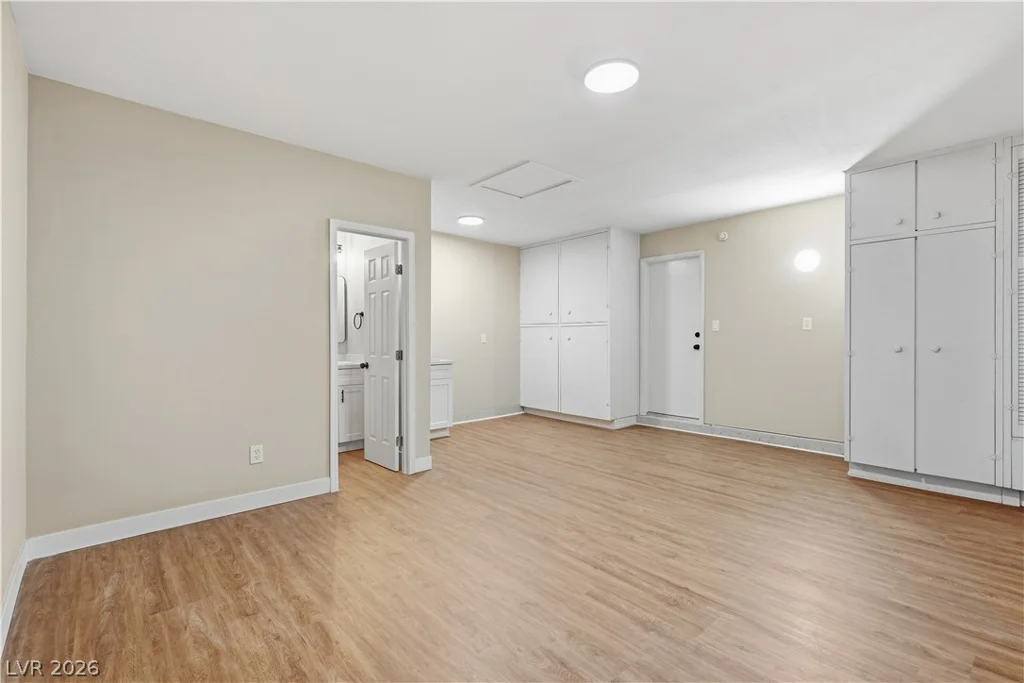 1013 Greystone, Las Vegas, NV 89108