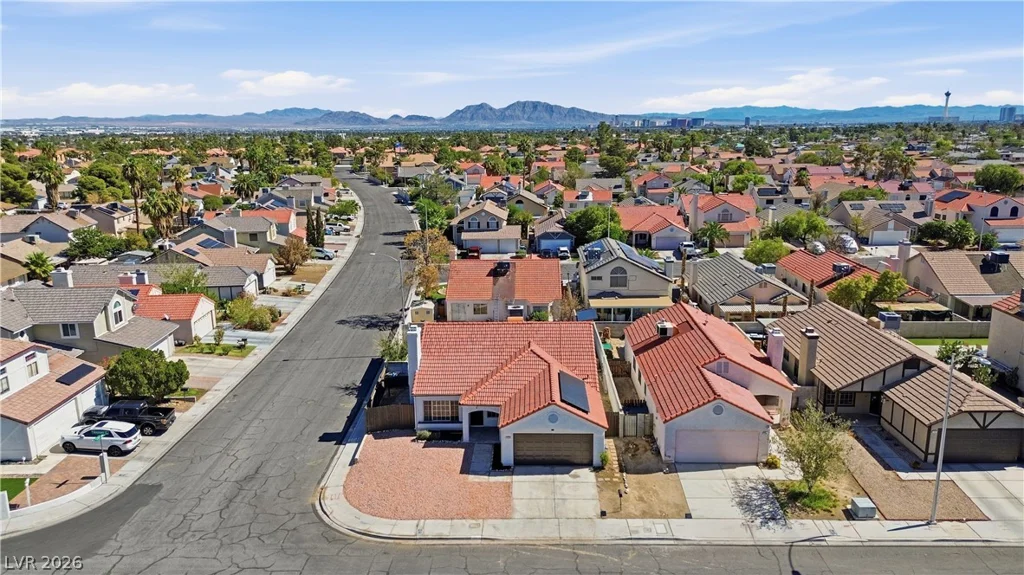 1013 Greystone, Las Vegas, NV 89108