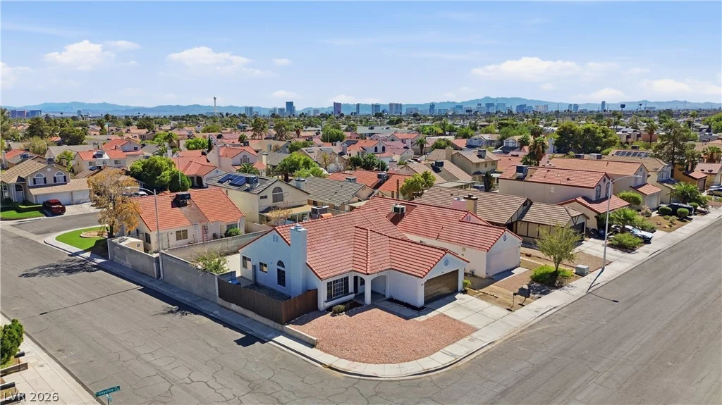1013 Greystone, Las Vegas, NV 89108