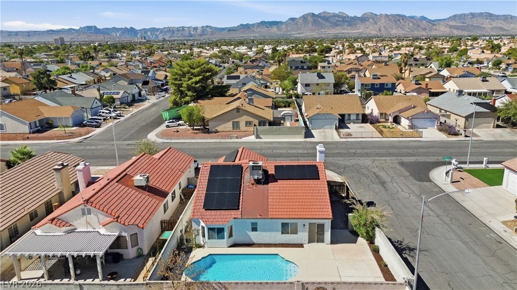 1013 Greystone, Las Vegas, NV 89108