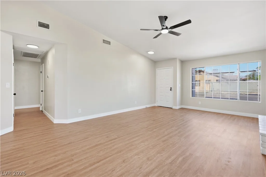 1013 Greystone, Las Vegas, NV 89108