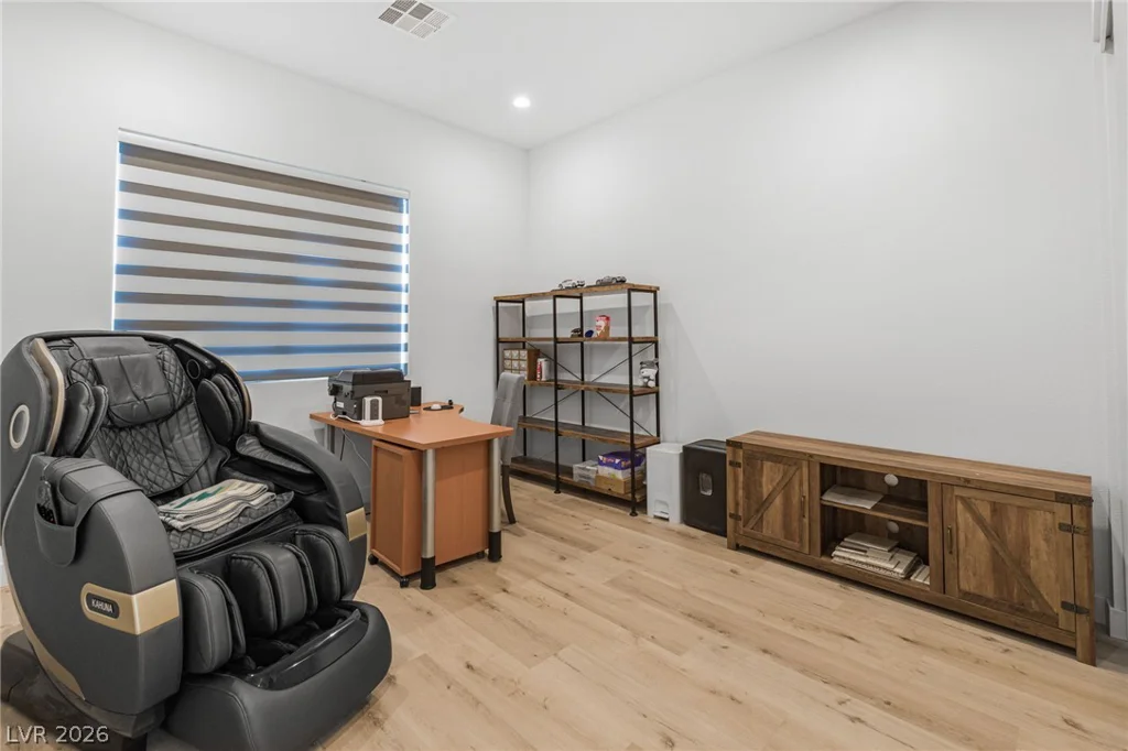 8935 Cassia Winds, Las Vegas, NV 89166
