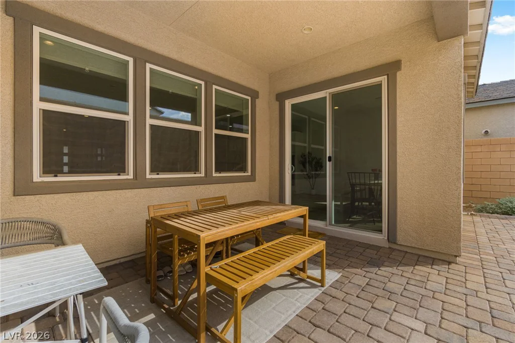 8935 Cassia Winds, Las Vegas, NV 89166