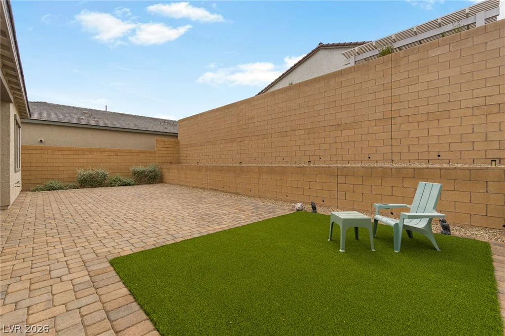 8935 Cassia Winds, Las Vegas, NV 89166