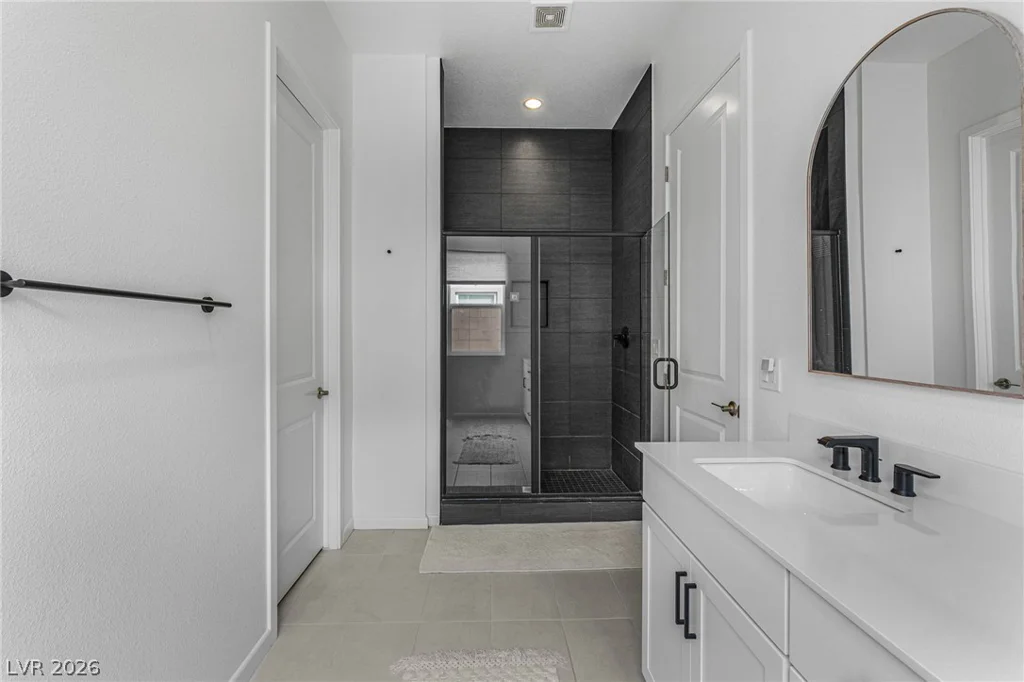 8935 Cassia Winds, Las Vegas, NV 89166
