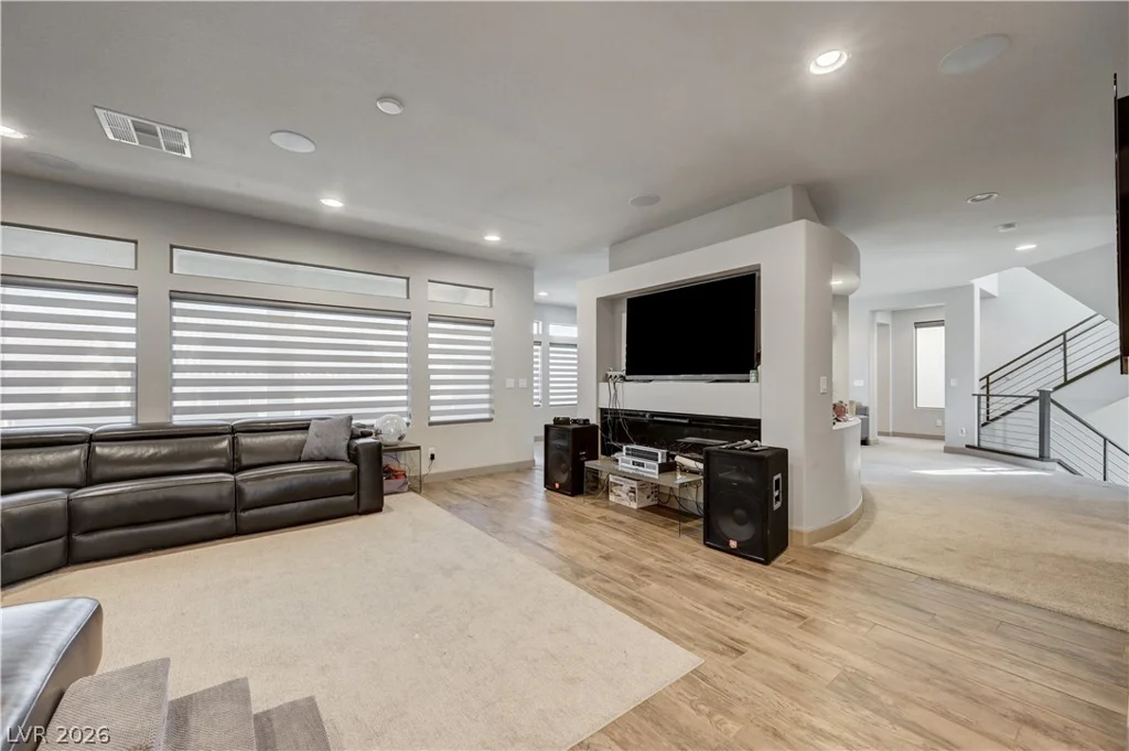 9738 Golden Thread, Las Vegas, NV 89141