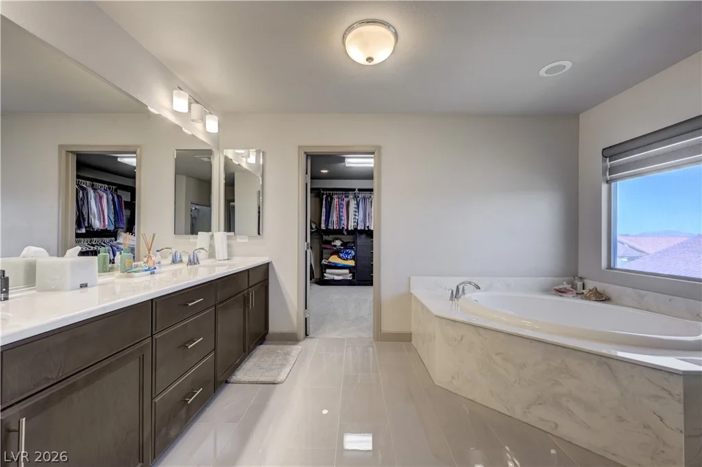 9738 Golden Thread, Las Vegas, NV 89141