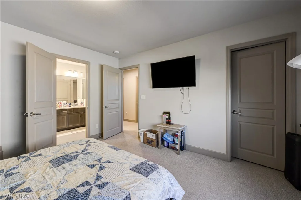 9738 Golden Thread, Las Vegas, NV 89141