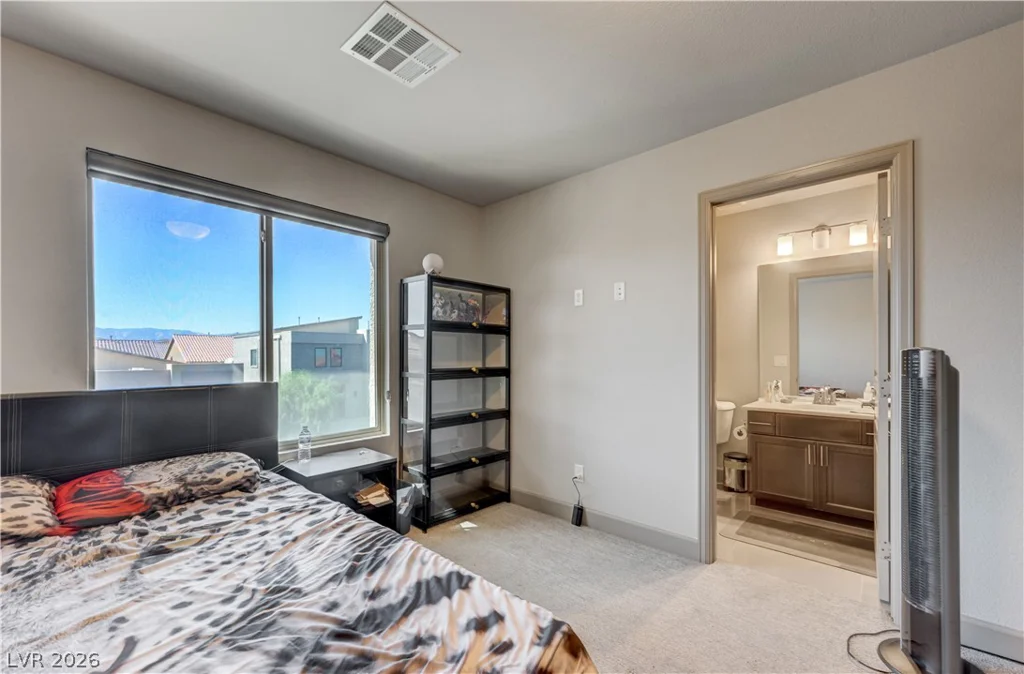 9738 Golden Thread, Las Vegas, NV 89141