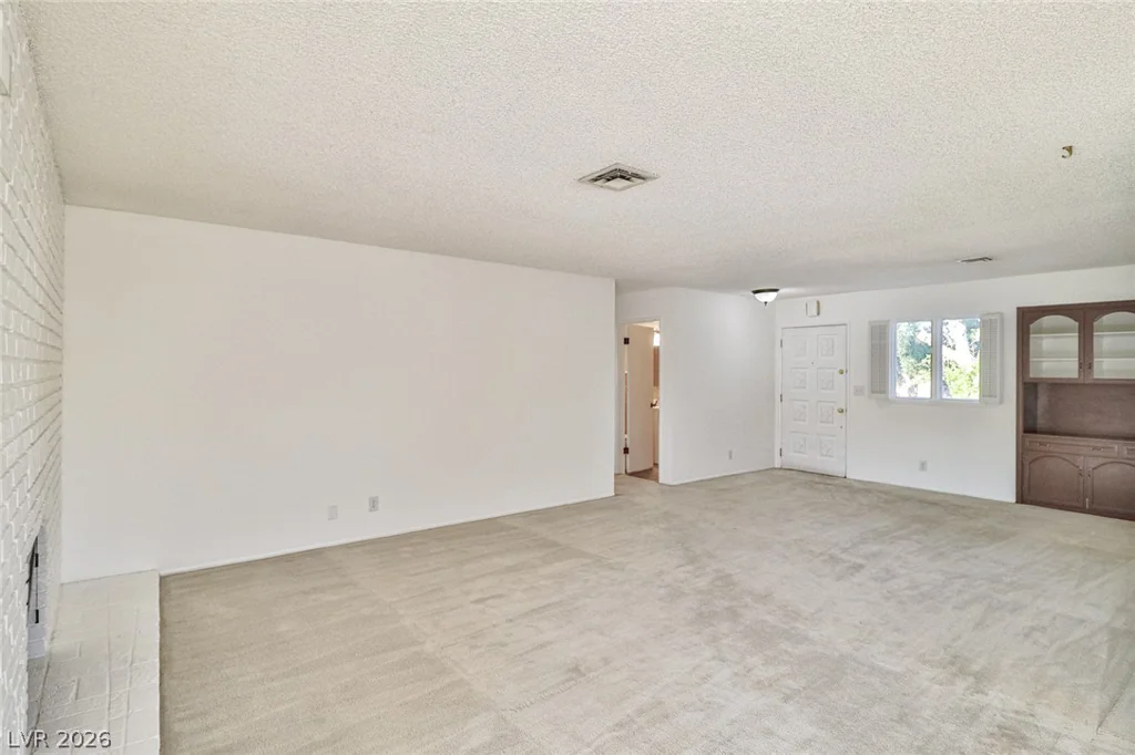 1517 Bryn Mawr, Las Vegas, NV 89102