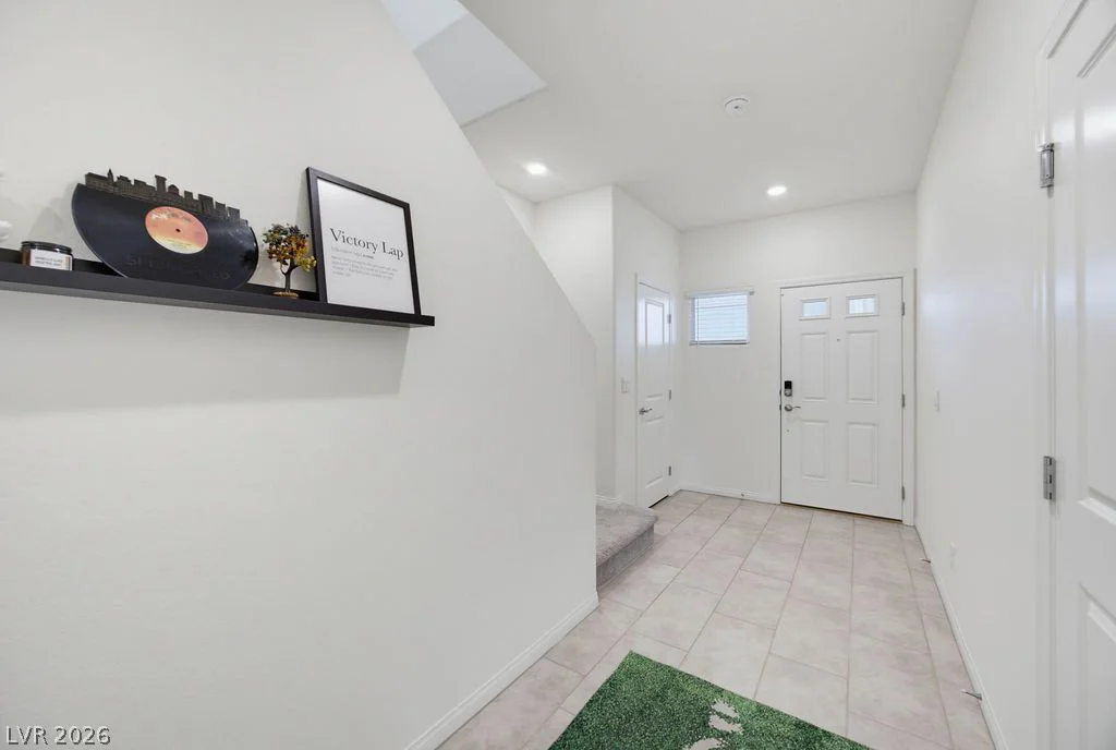 1837 James Creek, North Las Vegas, NV 89084