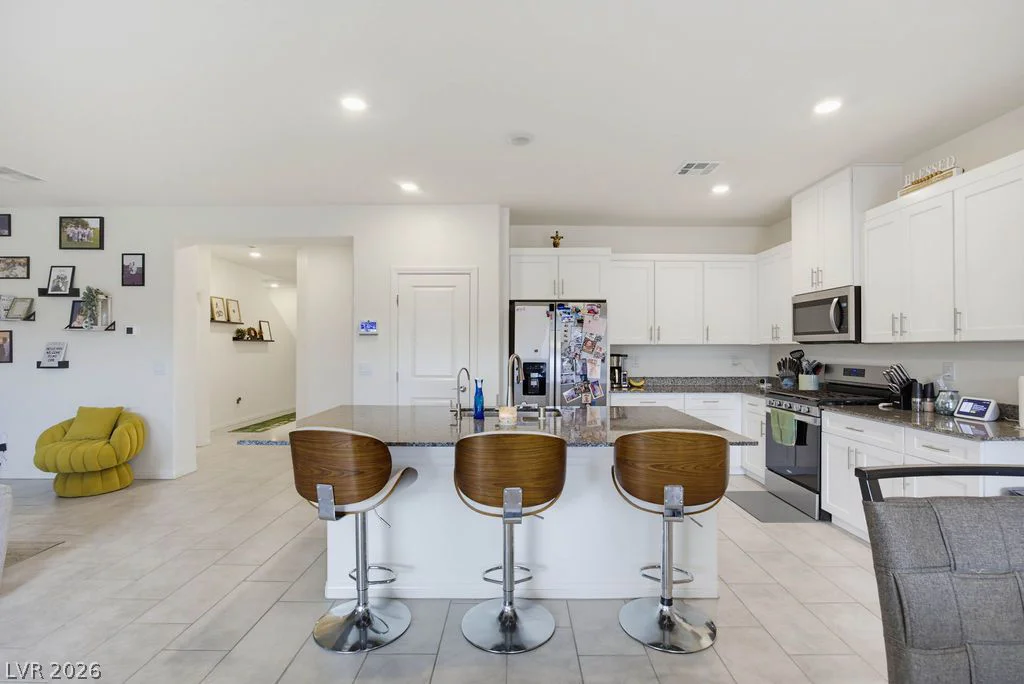 1837 James Creek, North Las Vegas, NV 89084