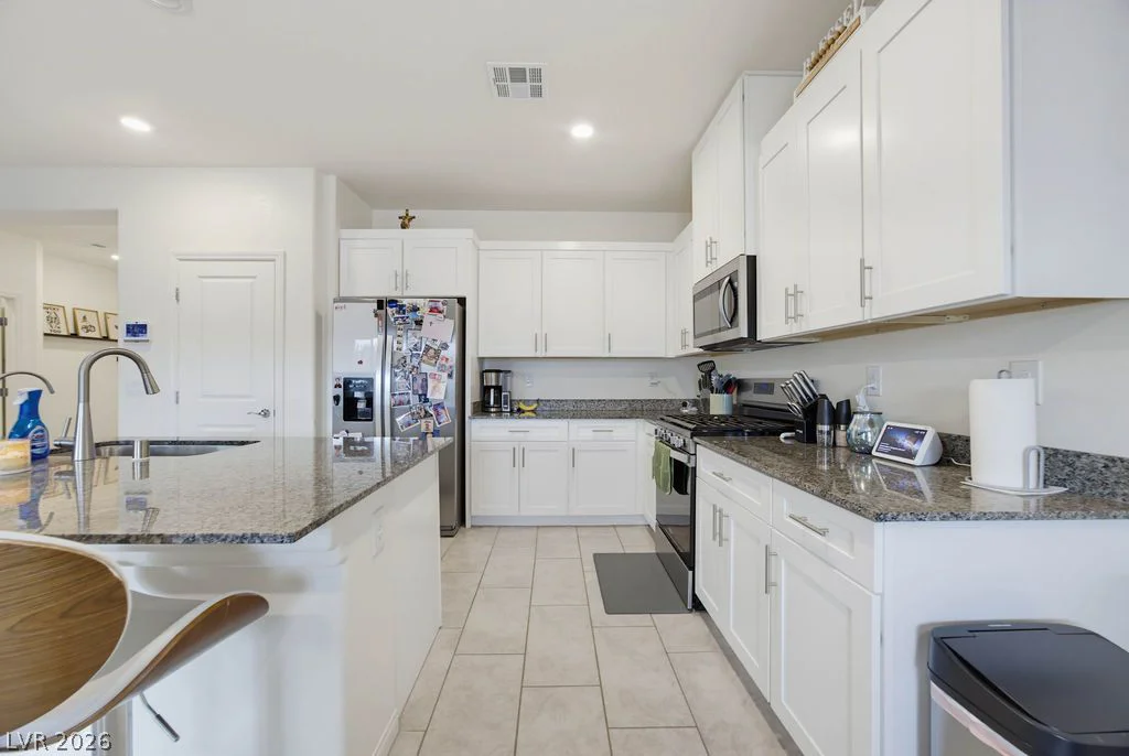 1837 James Creek, North Las Vegas, NV 89084