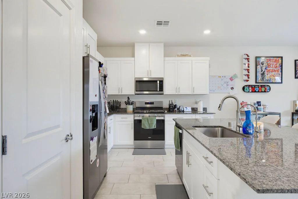 1837 James Creek, North Las Vegas, NV 89084