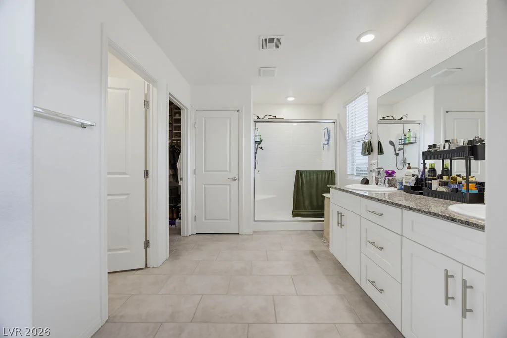 1837 James Creek, North Las Vegas, NV 89084