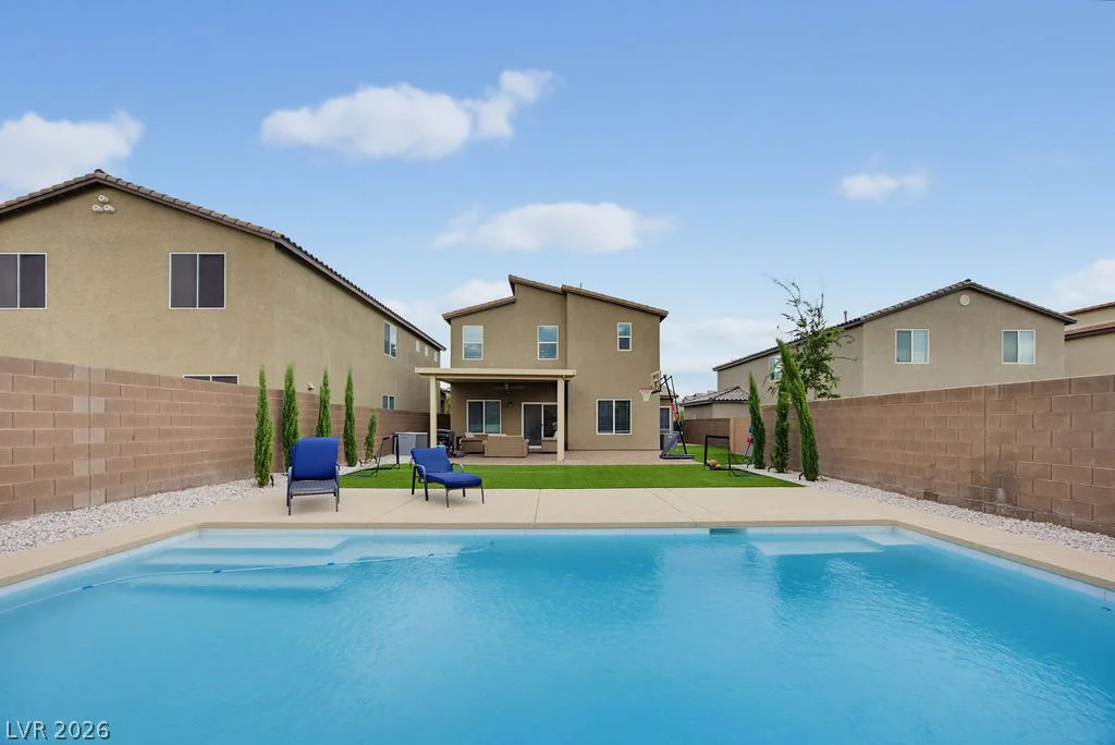 1837 James Creek, North Las Vegas, NV 89084