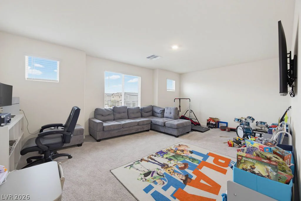 1837 James Creek, North Las Vegas, NV 89084