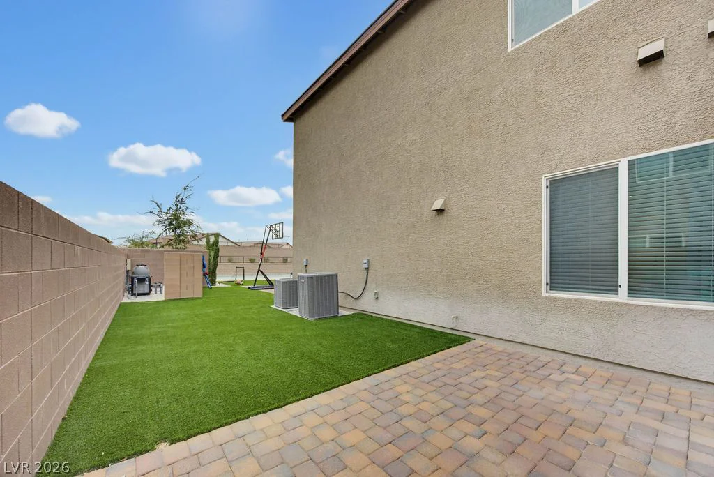 1837 James Creek, North Las Vegas, NV 89084