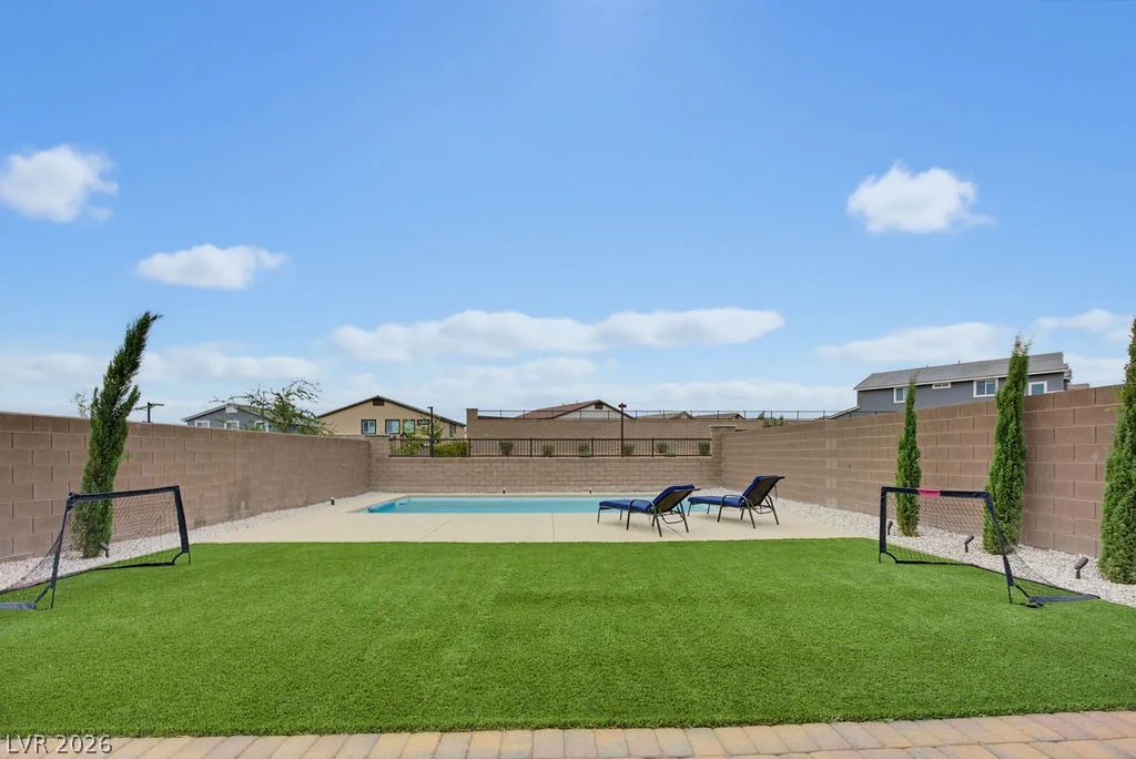 1837 James Creek, North Las Vegas, NV 89084