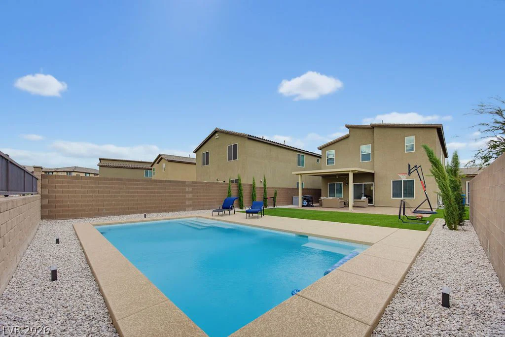 1837 James Creek, North Las Vegas, NV 89084