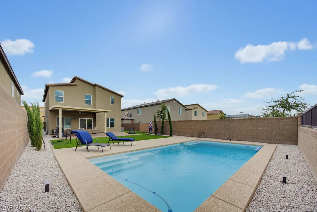 1837 James Creek, North Las Vegas, NV 89084