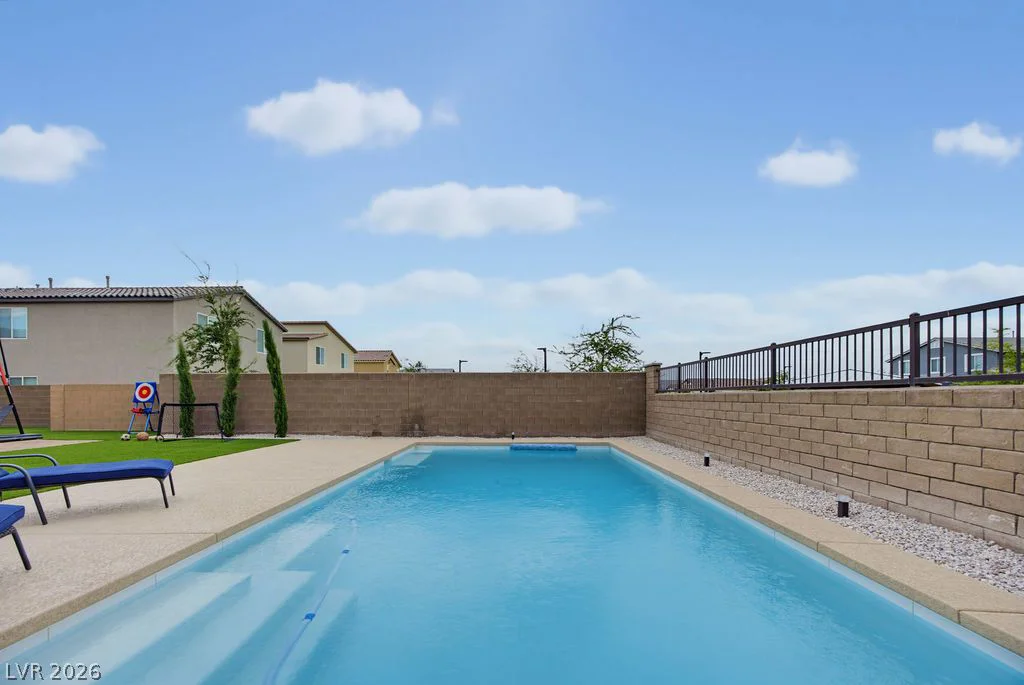 1837 James Creek, North Las Vegas, NV 89084