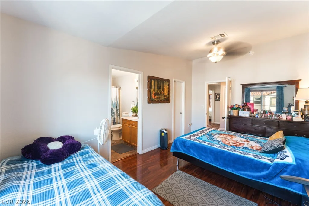 5330 Charleston, Las Vegas, NV 89142