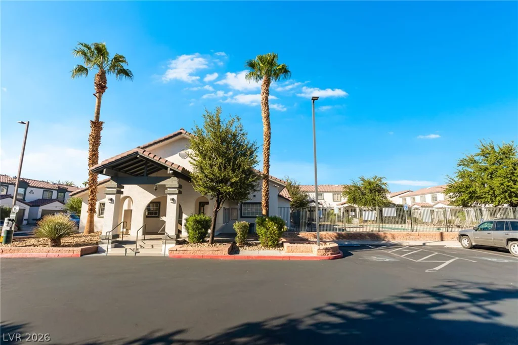5330 Charleston, Las Vegas, NV 89142