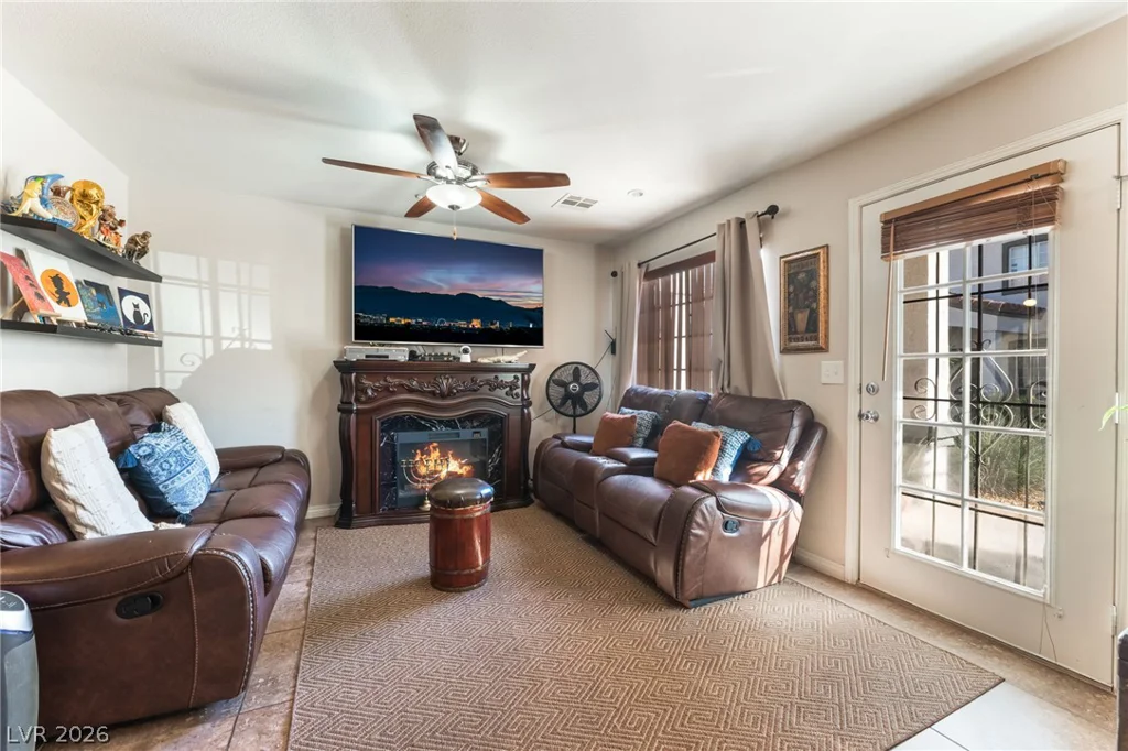 5330 Charleston, Las Vegas, NV 89142