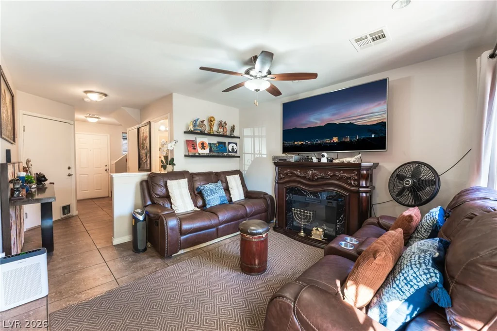 5330 Charleston, Las Vegas, NV 89142