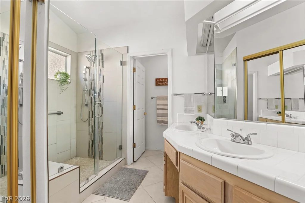 1042 Wainwright, Las Vegas, NV 89123