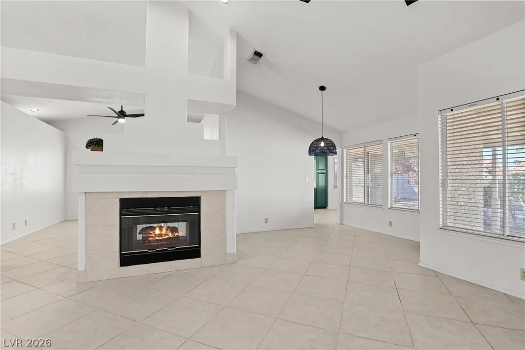 1042 Wainwright, Las Vegas, NV 89123
