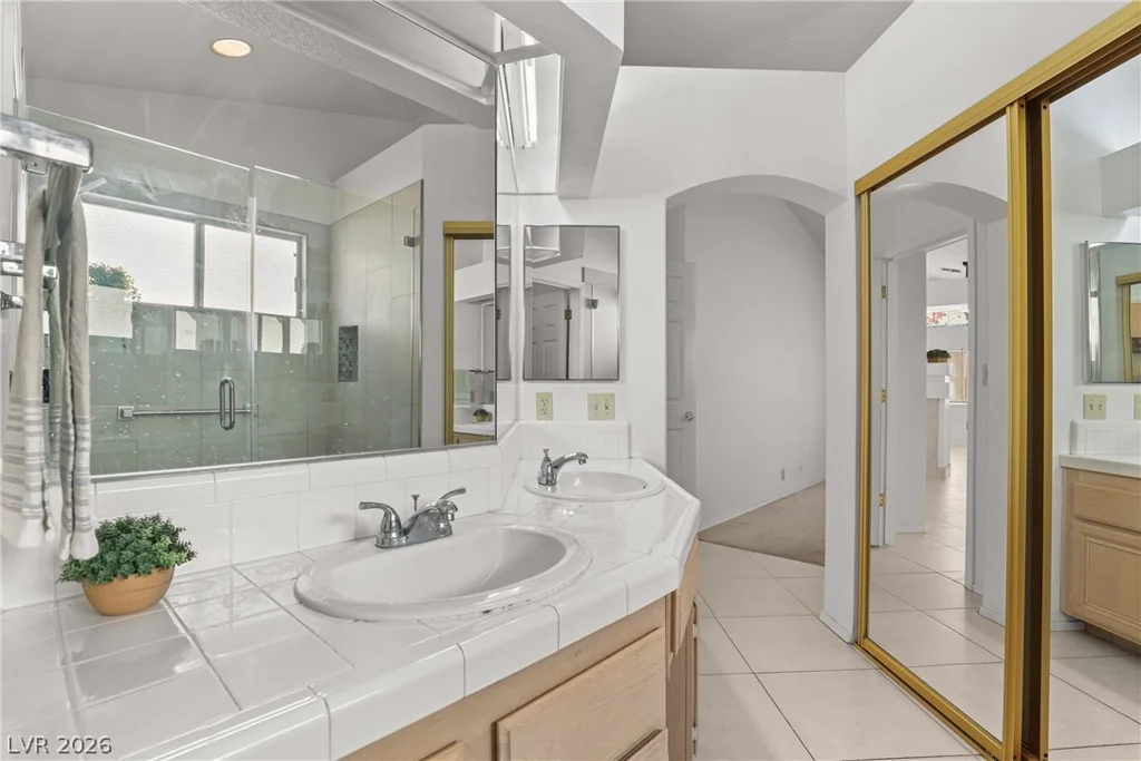 1042 Wainwright, Las Vegas, NV 89123