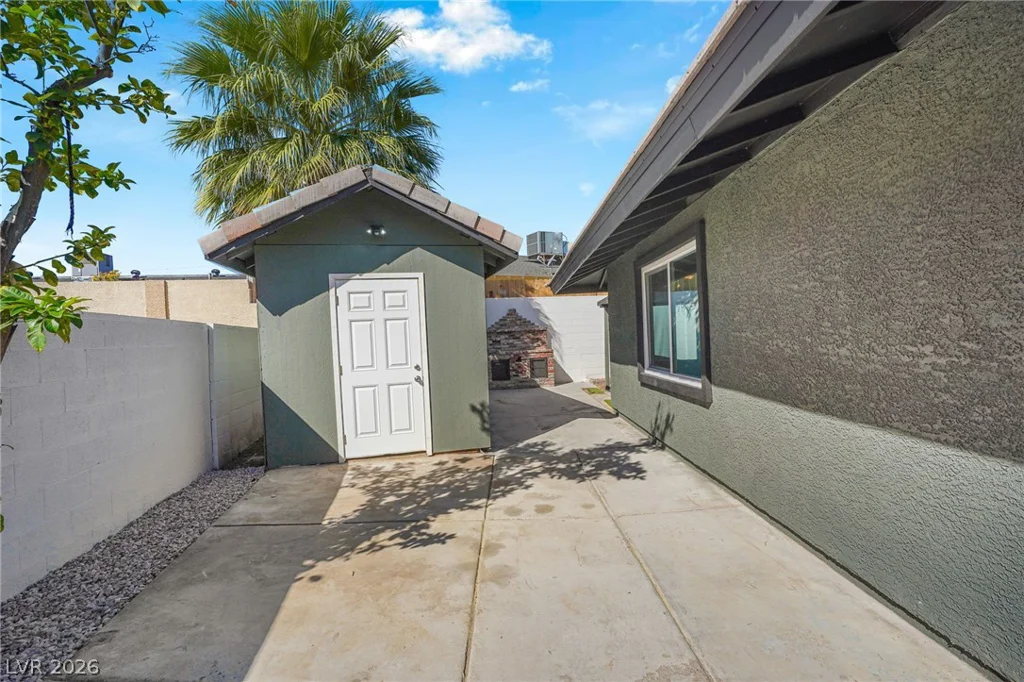 1504 Banner, Las Vegas, NV 89102