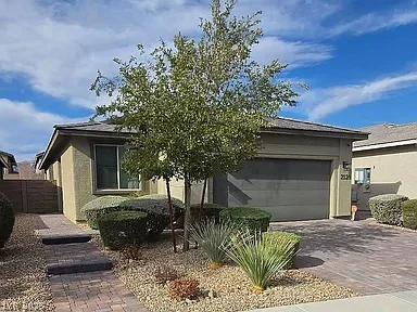 2126 Albury, North Las Vegas, NV 89086