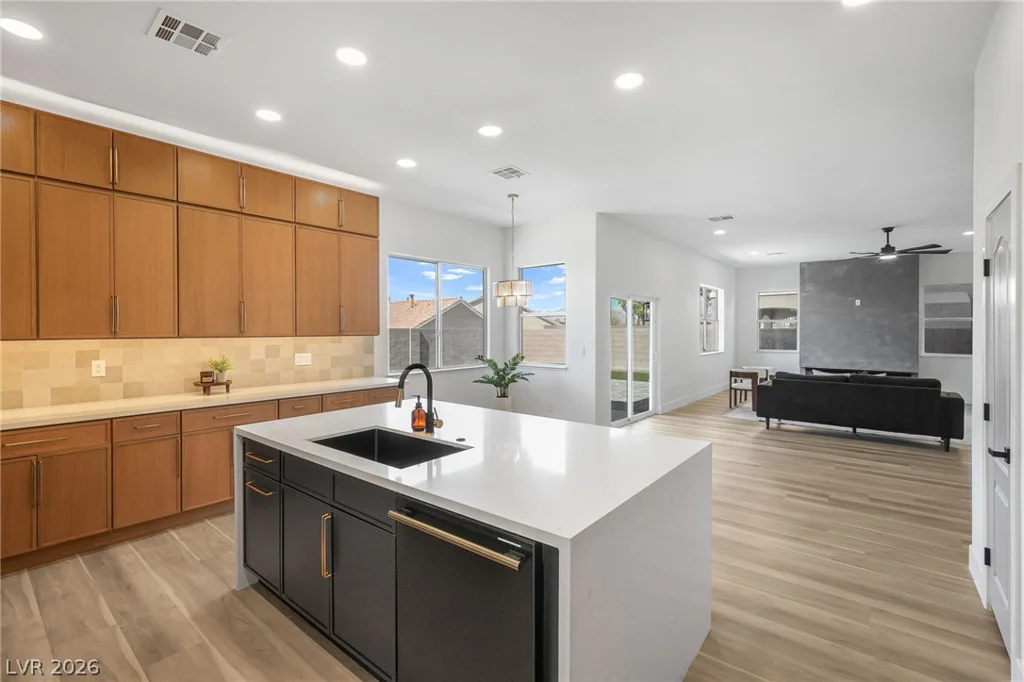 1287 Lime Point, Las Vegas, NV 89110