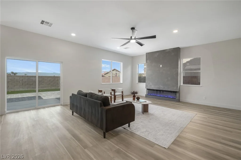1287 Lime Point, Las Vegas, NV 89110