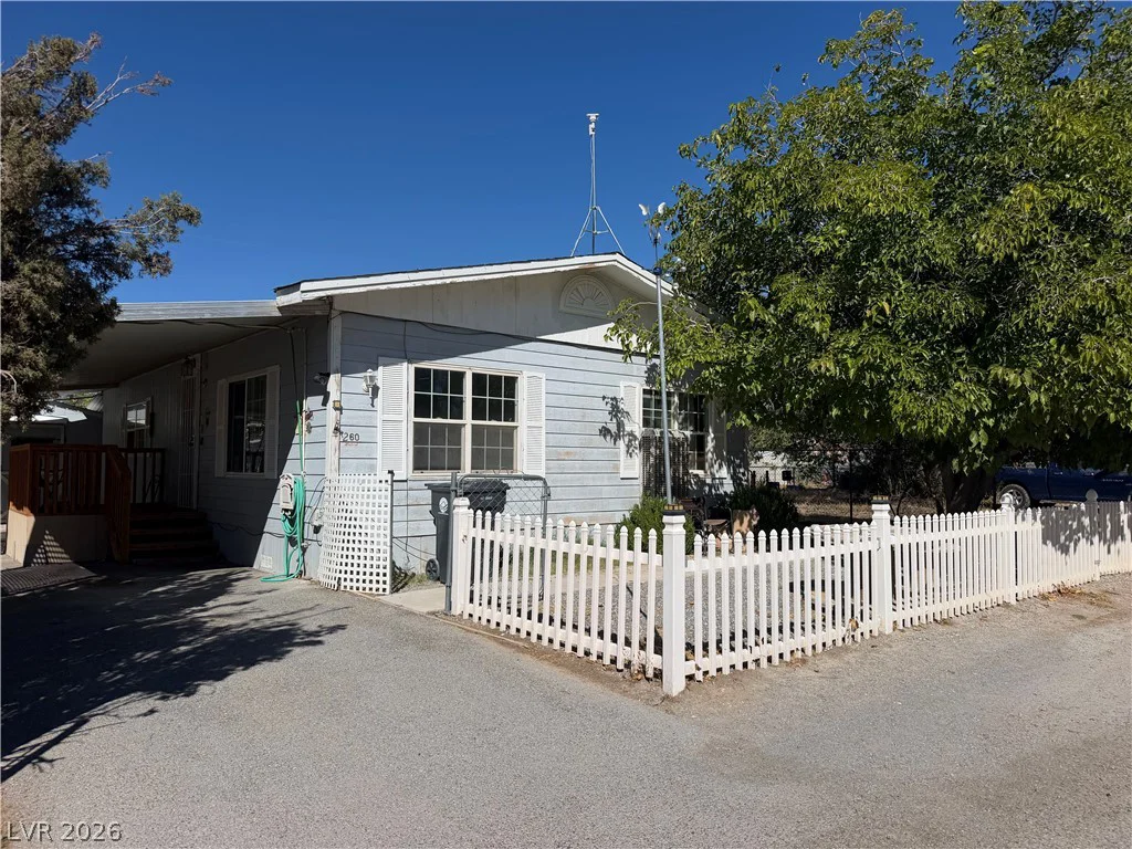 260 Ellendale, Pahrump, NV 89048